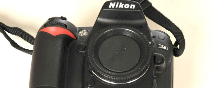 Cyfrowy aparat fotograficzny Nikon D90